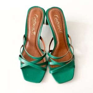 L'INTERVALLE Kelly Green Strappy block heel